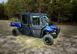 Can-Am Defender HD 10